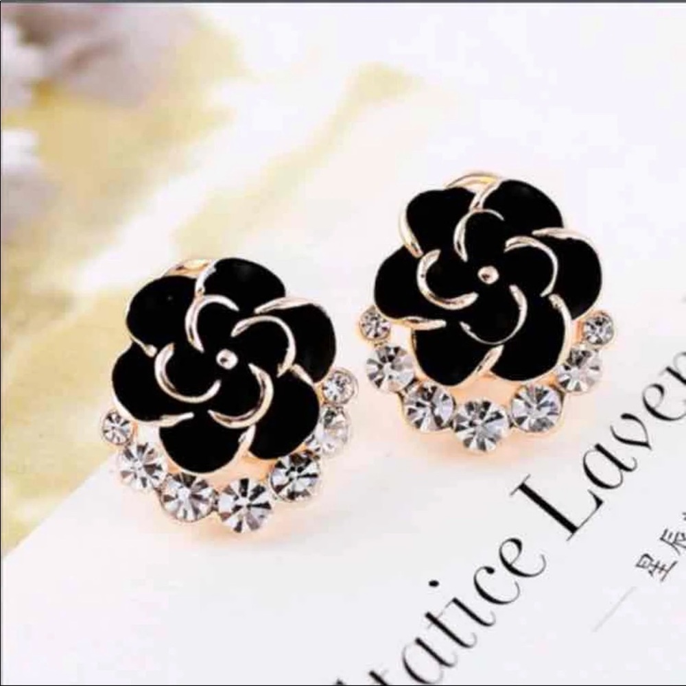 Flower earrings